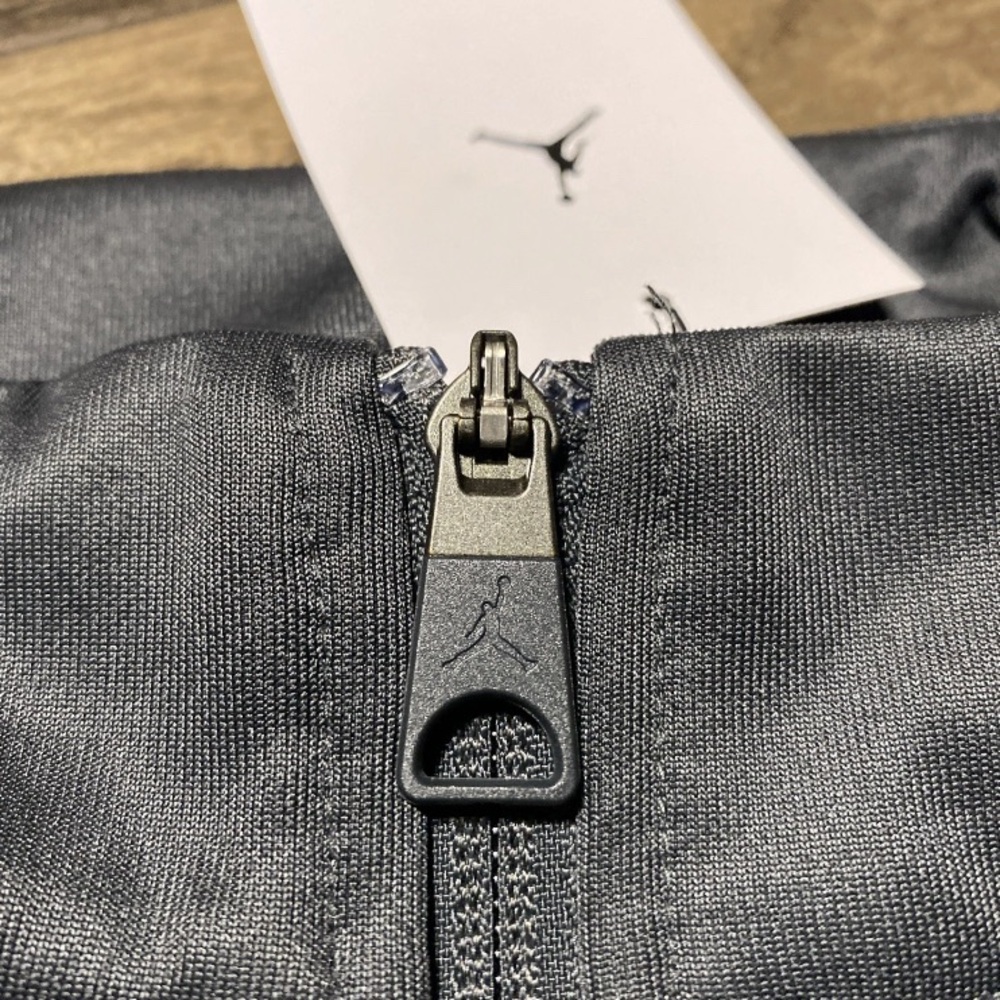 Nike Air Jordan Jumpman Full Zip Basketball Jacket Women's Size Small Gray White - Picture 4 of 9